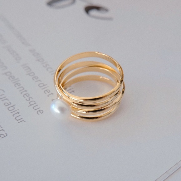 Gold Crossover Pearl Ring Size 6 - Picture 3 of 7